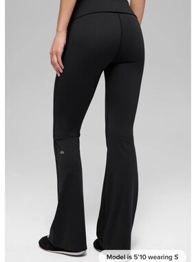ALO Yoga Black High-Rise Flare Leggings